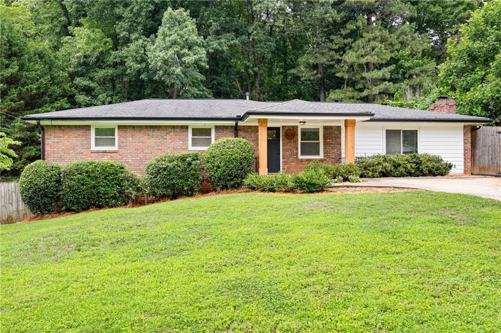 3 bedroom, 2 bathroom, 1,470 sq ft single family residence sold at 3235 Highland Drive, Smyrna, GA 30080