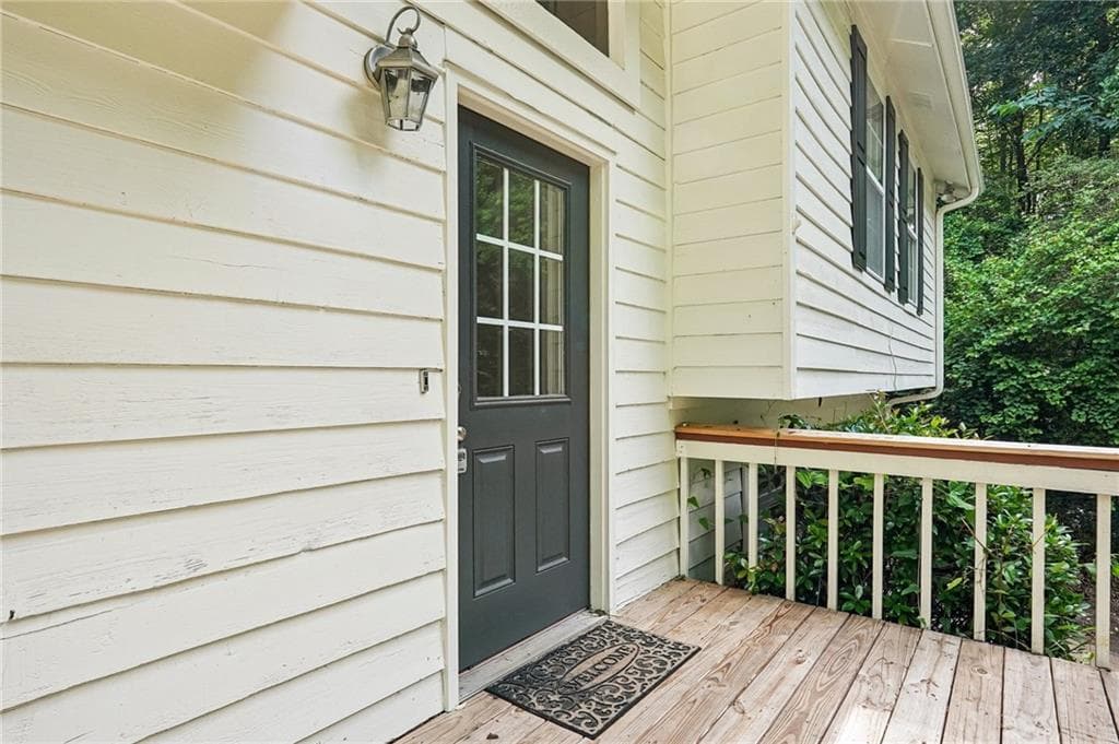 3 bedroom, 2 bathroom, 1,452 sq ft single family residence for sale at 2550 Big Oaks Drive, Marietta, GA 30064 — photo 3