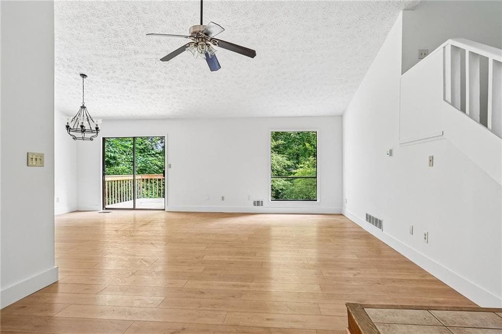 3 bedroom, 2 bathroom, 1,452 sq ft single family residence for sale at 2550 Big Oaks Drive, Marietta, GA 30064 — photo 10