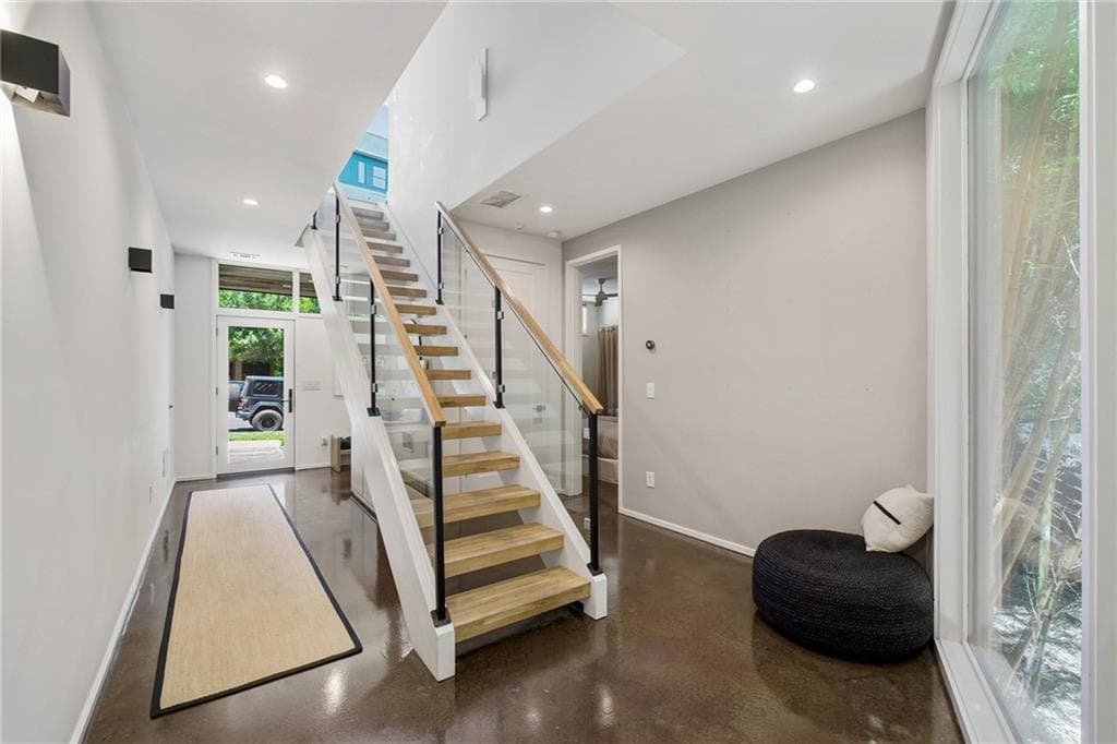 3 bedroom, 3 bathroom, 2,150 sq ft single family residence for rent at 715 Ralph Mcgill Boulevard, Atlanta, GA 30312 for $7,500 a month — photo 4