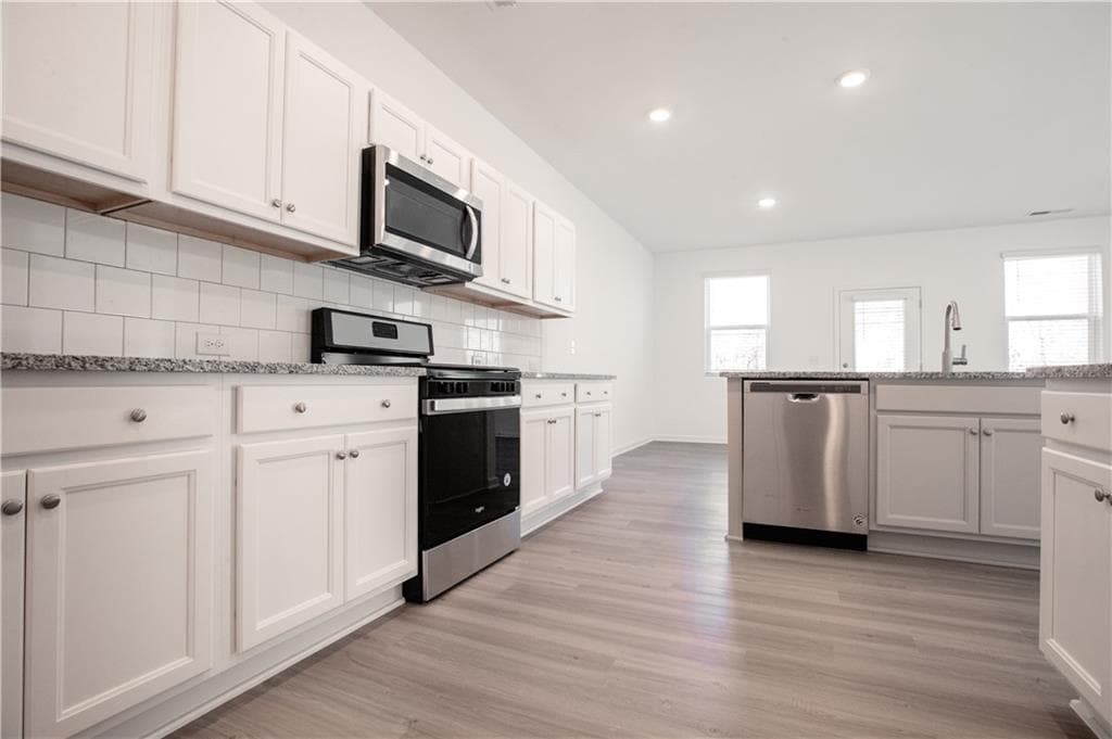 3 bedroom, 3 bathroom, 1,970 sq ft townhouse for rent at 5935 Osgood Place, Cumming, GA 30028 for $2,200 a month — photo 3