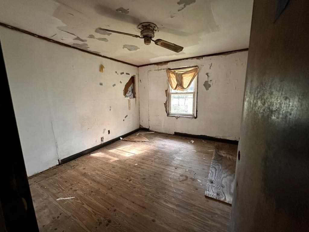 3 bedroom, 2 bathroom, 1,682 sq ft single family residence under contract at 3965 Pecan Street, Loganville, GA 30052 — photo 6