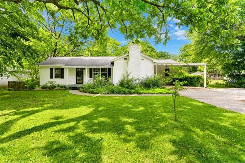 3 bedroom, 2 bathroom, 1,913 sq ft single family residence under contract at 3972 N Peachtree, Atlanta, GA 30341