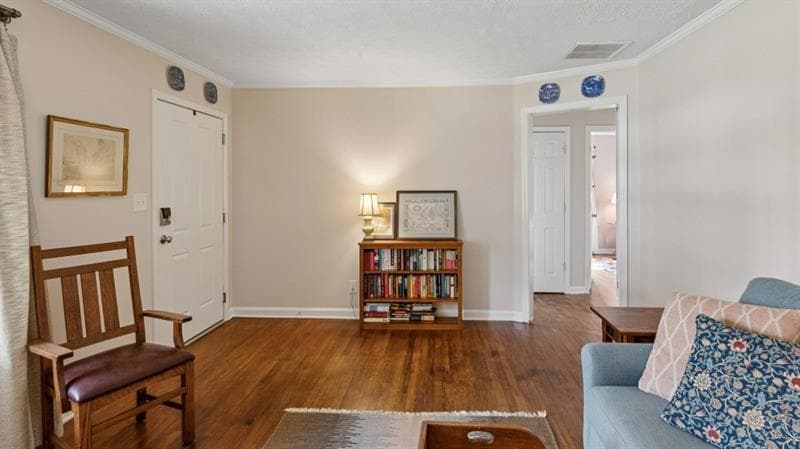 3 bedroom, 2 bathroom, 1,913 sq ft single family residence under contract at 3972 N Peachtree, Atlanta, GA 30341 — photo 6