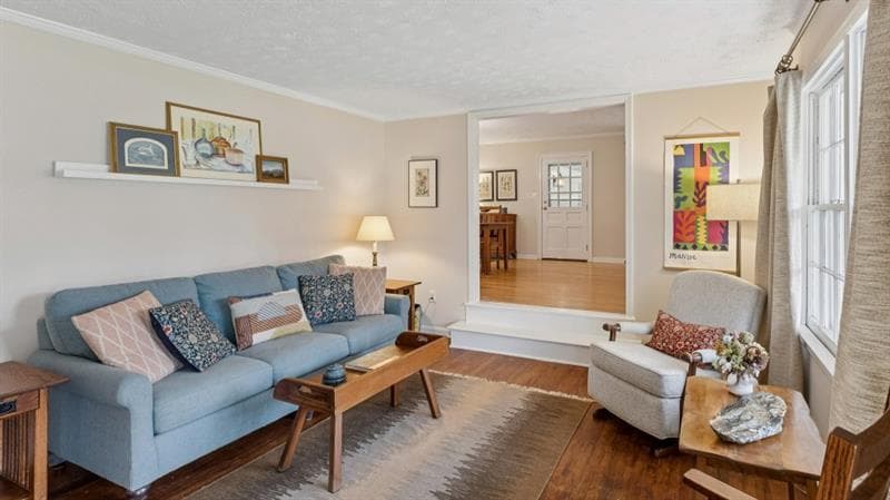 3 bedroom, 2 bathroom, 1,913 sq ft single family residence under contract at 3972 N Peachtree, Atlanta, GA 30341 — photo 7