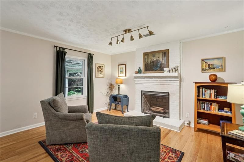 3 bedroom, 2 bathroom, 1,913 sq ft single family residence under contract at 3972 N Peachtree, Atlanta, GA 30341 — photo 10