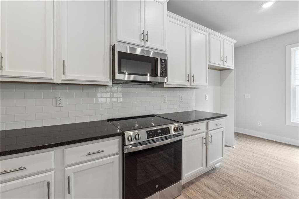 4 bedroom, 3 bathroom, 1,871 sq ft townhouse for sale at 2546 Harbor Ridge Pass Lot 341, Gainesville, GA 30507 — photo 9