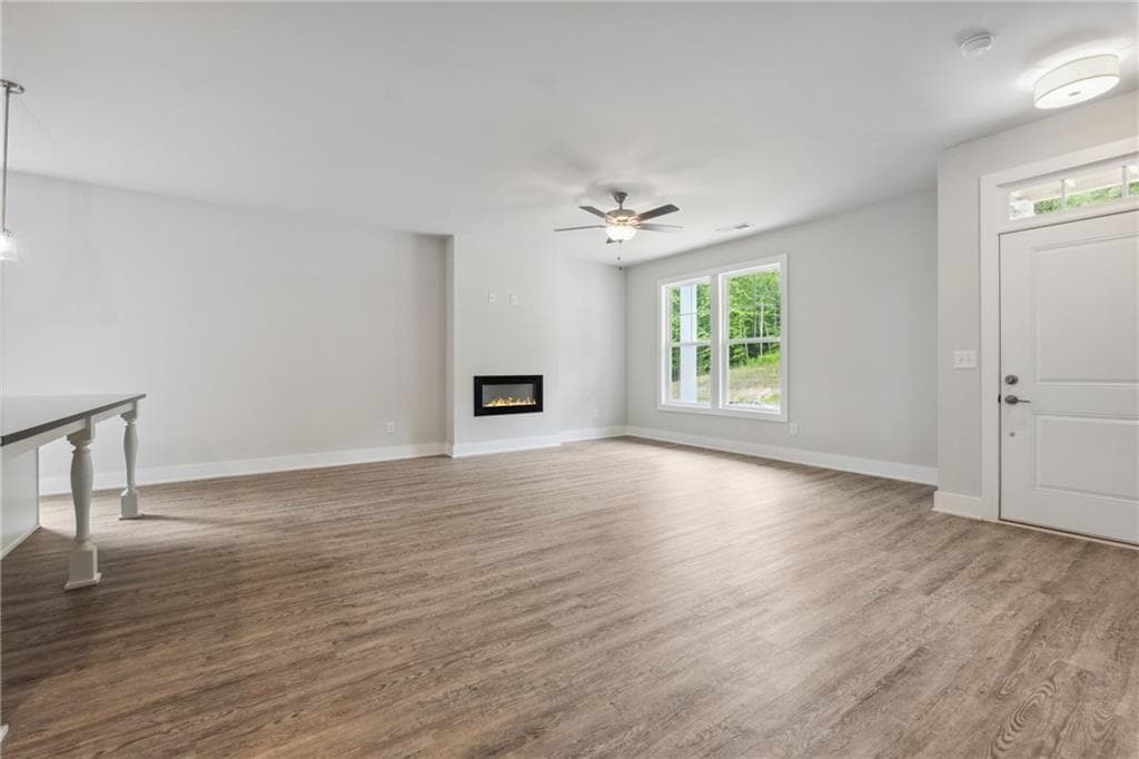 4 bedroom, 3 bathroom, 1,871 sq ft townhouse for sale at 2546 Harbor Ridge Pass Lot 341, Gainesville, GA 30507 — photo 5