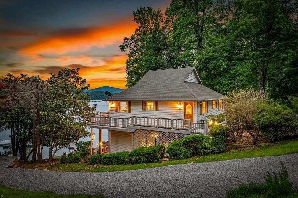 3 bedroom, 3 bathroom, 2,256 sq ft single family residence for sale at 129 Mountain View Lane, Blairsville, GA 30512