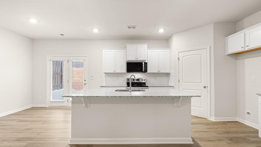 3 bedroom, 3 bathroom, 1,877 sq ft townhouse for sale at 2350 Carlton Parkway, Douglasville, GA 30135 — photo 5