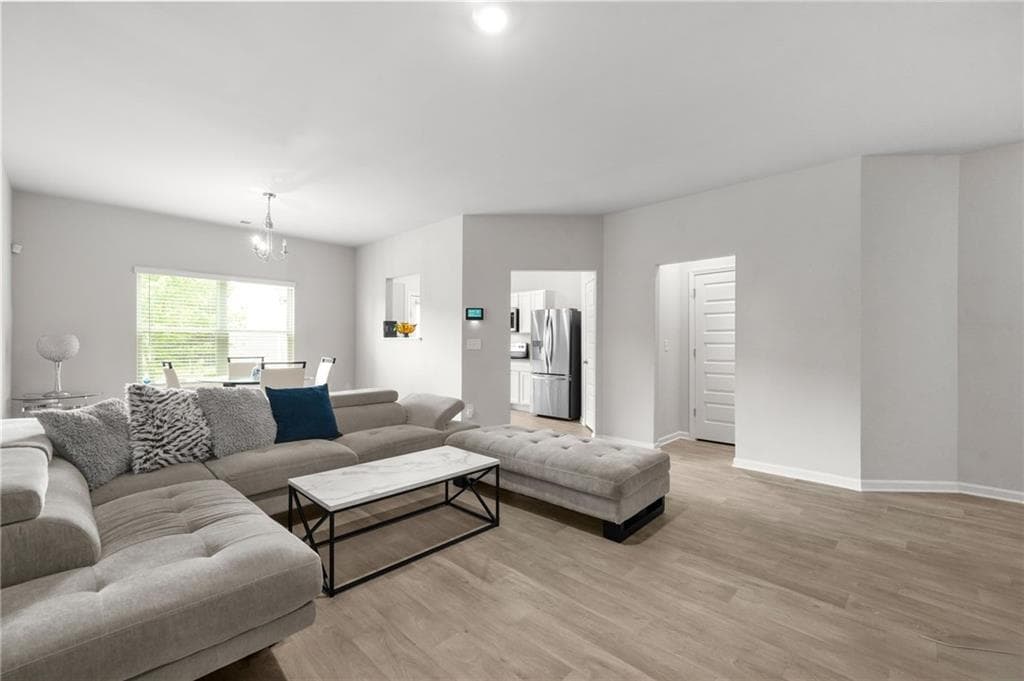 3 bedroom, 3 bathroom, 1,728 sq ft townhouse for sale at 6907 Rogers Point, Lithonia, GA 30058 — photo 7