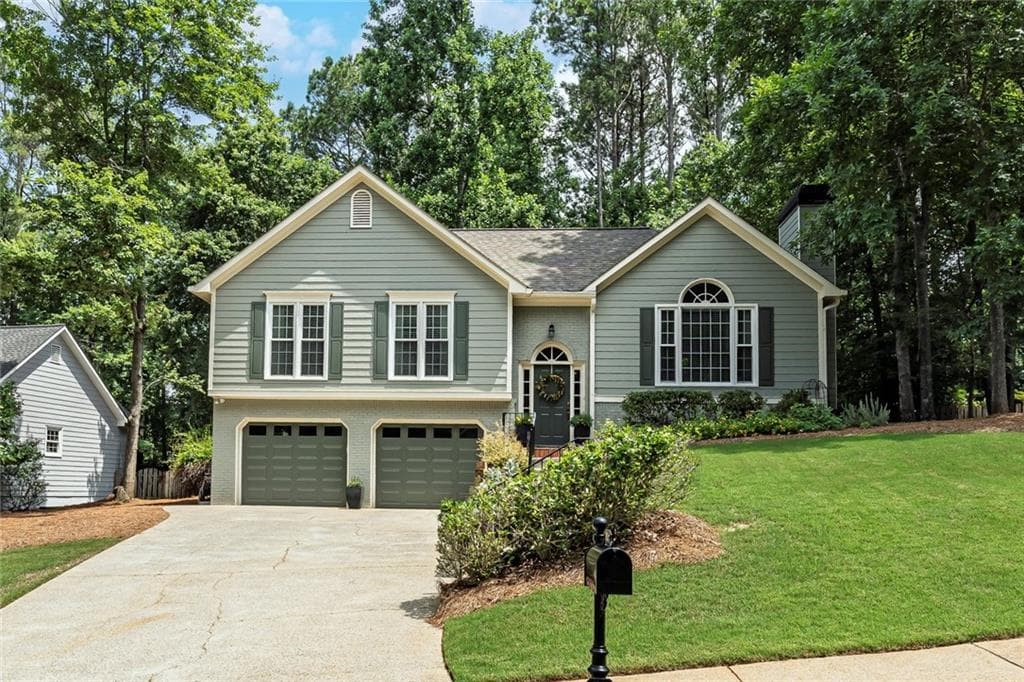 916 Fernwood Road, Woodstock, GA 30189 — most recent listing photo