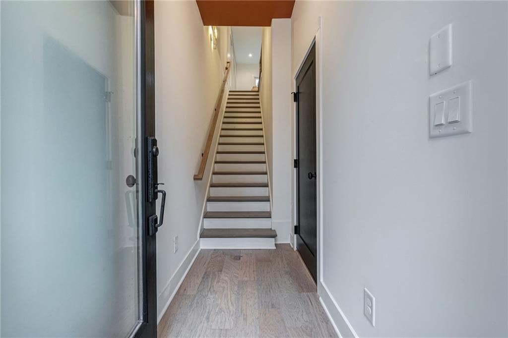 3 bedroom, 4 bathroom, 2,080 sq ft townhouse for sale at 2323 Mason Drive D21, Atlanta, GA 30316 — photo 6