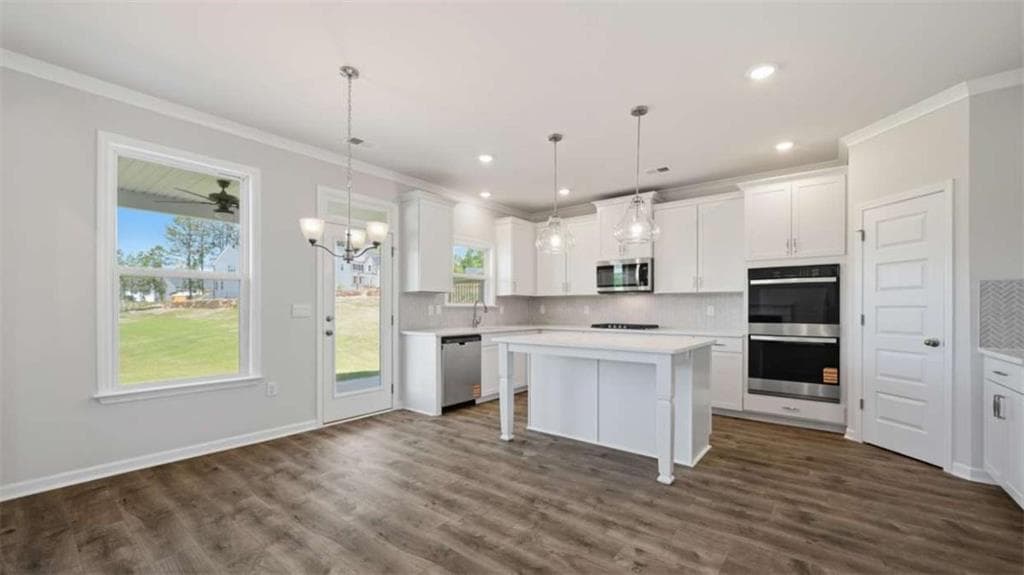 5 bedroom, 4 bathroom, 3,034 sq ft single family residence under contract at 500 Olson Lane, Locust Grove, GA 30248 — photo 9