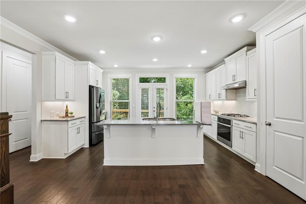 4 bedroom, 4 bathroom, 2,363 sq ft townhouse for sale at 7938 Laurel Crest Drive, Suwanee, GA 30024 — photo 8