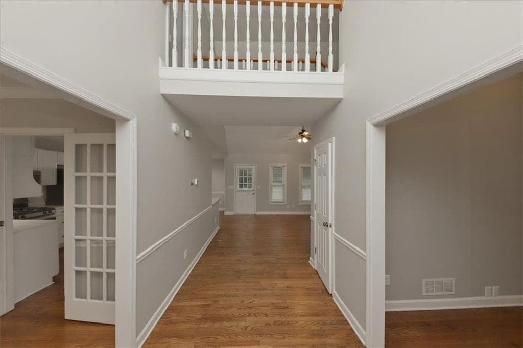 3 bedroom, 3 bathroom, 2,396 sq ft single family residence for sale at 1798 Poinsettia Drive, Marietta, GA 30062 — photo 4