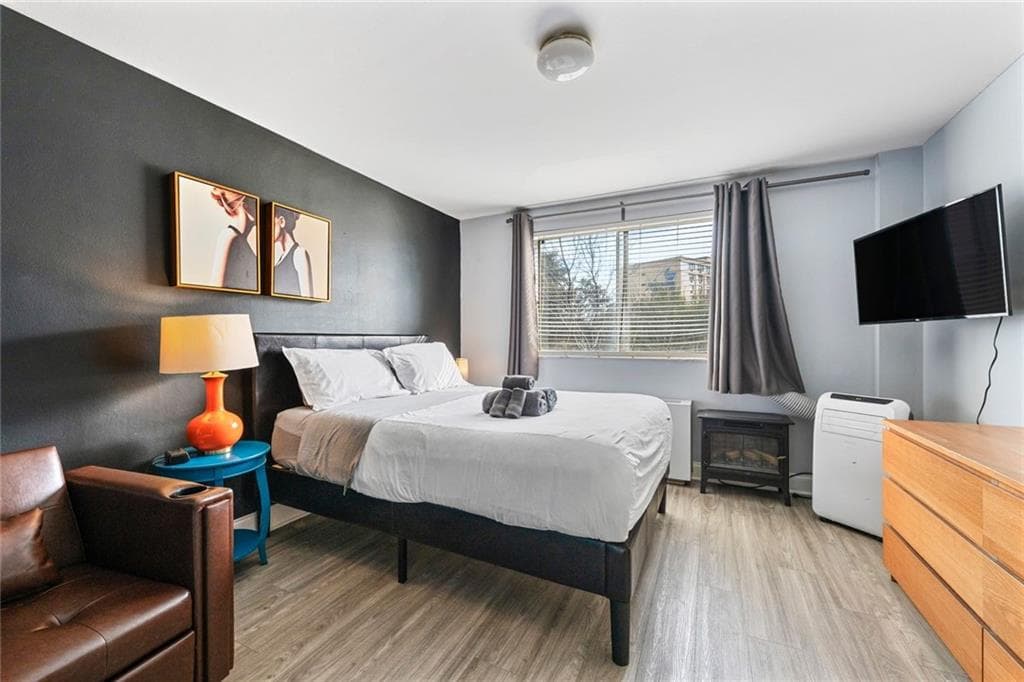 2 bedroom, 1 bathroom, 931 sq ft condominium for sale at 215 Piedmont Avenue 303, Atlanta, GA 30308 — photo 8