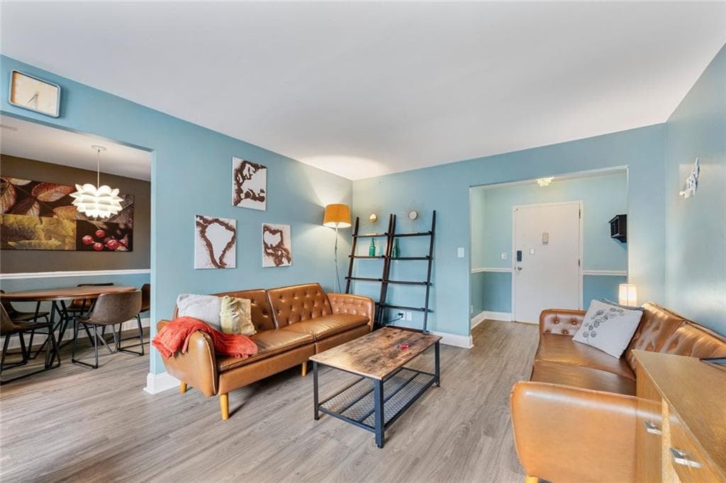 2 bedroom, 1 bathroom, 931 sq ft condominium for sale at 215 Piedmont Avenue 303, Atlanta, GA 30308 — photo 9