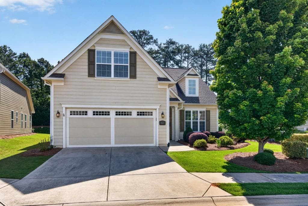 3 bedroom, 3 bathroom, 2,014 sq ft single family residence for sale at 3655 Cresswind Parkway, Gainesville, GA 30504
