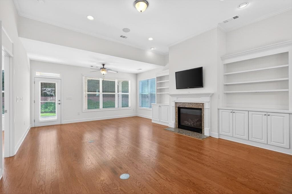 3 bedroom, 3 bathroom, 2,014 sq ft single family residence for sale at 3655 Cresswind Parkway, Gainesville, GA 30504 — photo 9