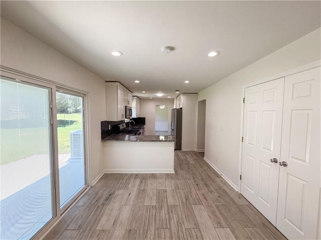 4 bedroom, 3 bathroom, 2,797 sq ft single family residence for sale at 2125 Rosewood Mill Court, Loganville, GA 30052 — photo 7