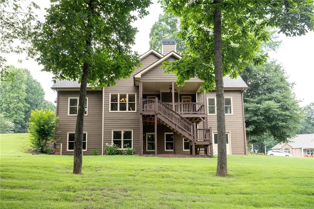 5 bedroom, 3 bathroom, 2,701 sq ft single family residence for sale at 348 Hidden Trail, Pendergrass, GA 30567 — photo 4