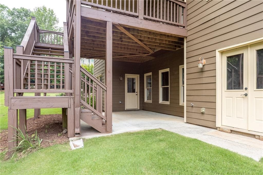 5 bedroom, 3 bathroom, 2,701 sq ft single family residence for sale at 348 Hidden Trail, Pendergrass, GA 30567 — photo 5