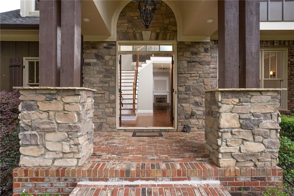 5 bedroom, 3 bathroom, 2,701 sq ft single family residence for sale at 348 Hidden Trail, Pendergrass, GA 30567 — photo 10