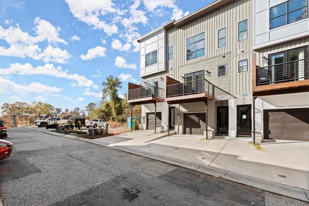 3 bedroom, 4 bathroom, 2,080 sq ft townhouse for sale at 2335 Mason Drive D27, Atlanta, GA 30316 — photo 1 of 143