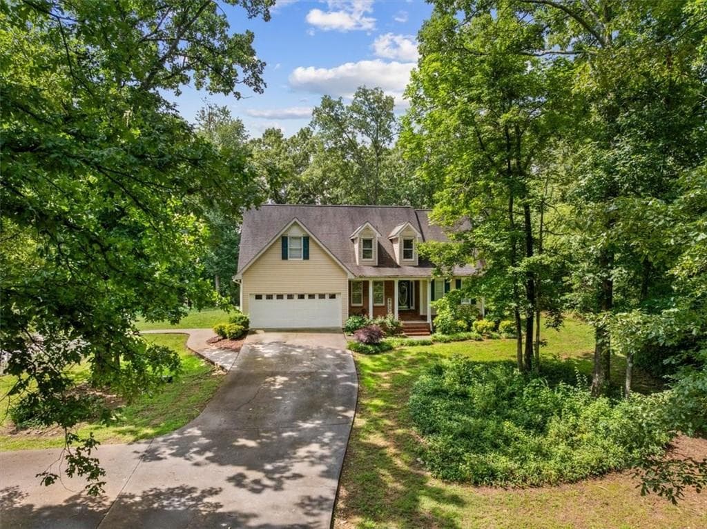 4 bedroom, 3 bathroom, 2,326 sq ft single family residence sold at 161 Hunters Trail, Calhoun, GA 30701