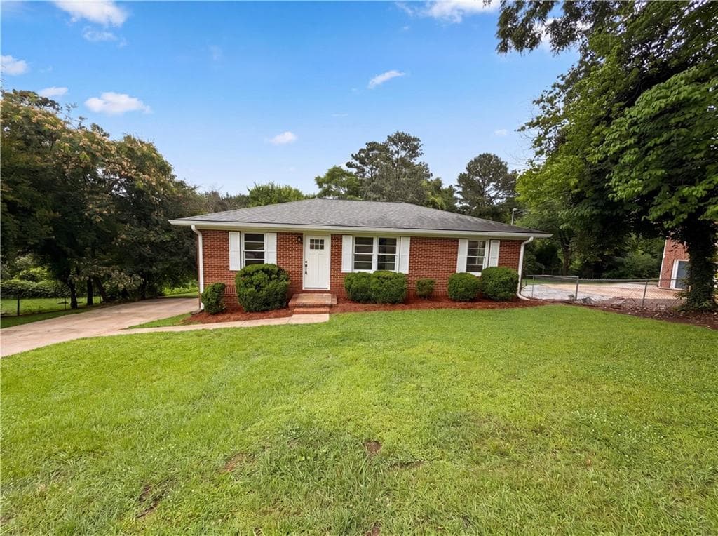 3 bedroom, 1 bathroom, 1,107 sq ft single family residence for sale at 155 Conrad Drive, Athens, GA 30601 — photo 5