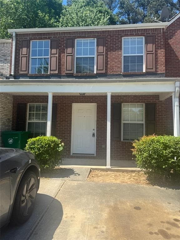 2 bedroom, 3 bathroom, 1,368 sq ft townhouse for sale at 1513 Eastern Sunrise Lane, Decatur, GA 30034