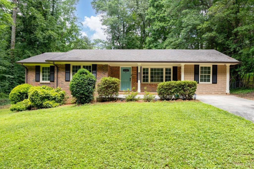 4 bedroom, 3 bathroom, 1,427 sq ft single family residence sold at 5936 Brookdale Lane, Mableton, GA 30126