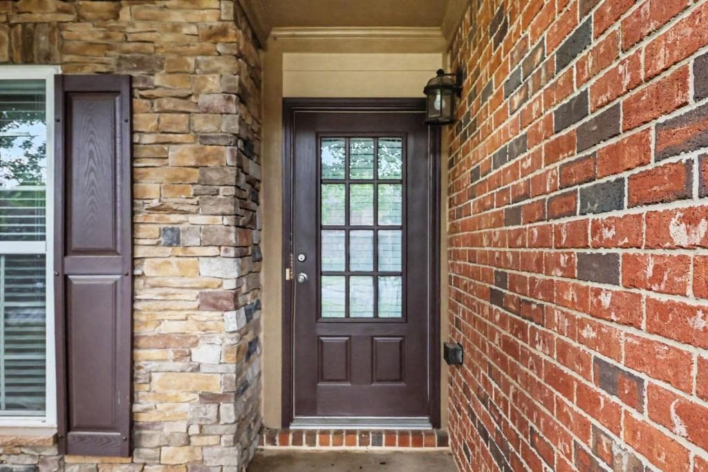5 bedroom, 3 bathroom, 2,441 sq ft single family residence for sale at 4565 Evandale Way, Cumming, GA 30040 — photo 5