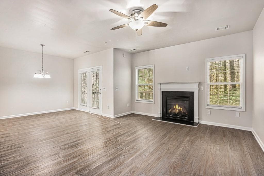 5 bedroom, 3 bathroom, 2,441 sq ft single family residence for sale at 4565 Evandale Way, Cumming, GA 30040 — photo 9