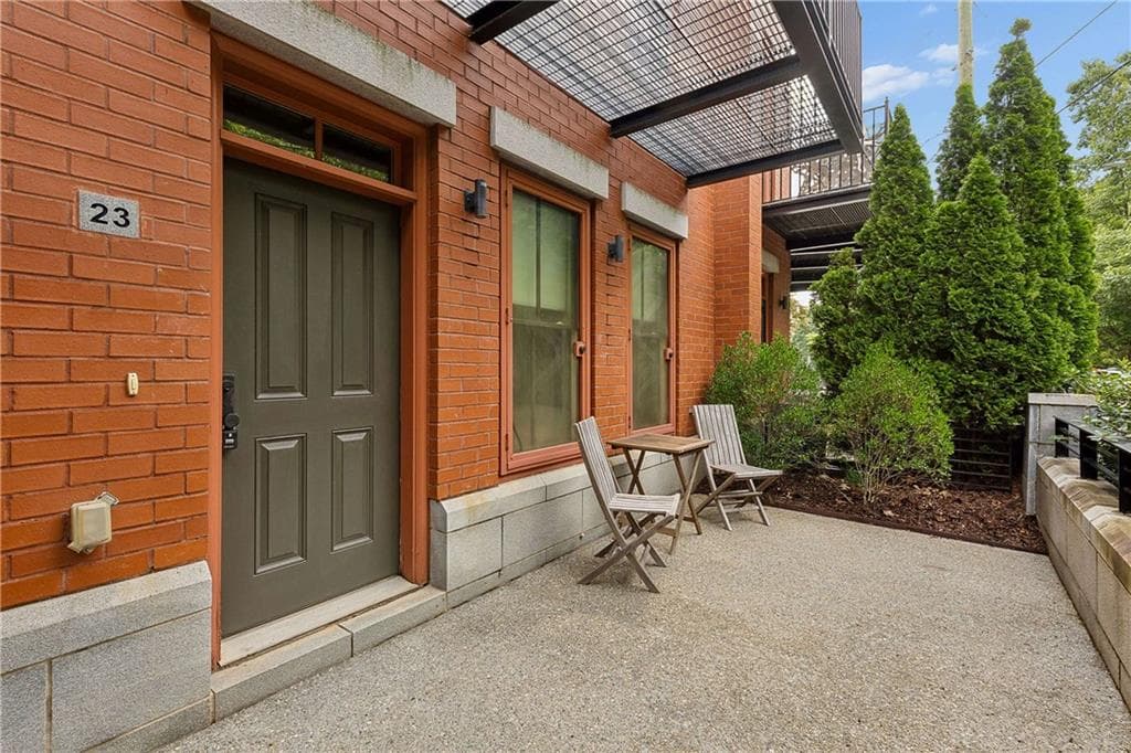 3 bedroom, 4 bathroom, 2,242 sq ft townhouse under contract at 432 E Howard Avenue 23, Decatur, GA 30030 — photo 3