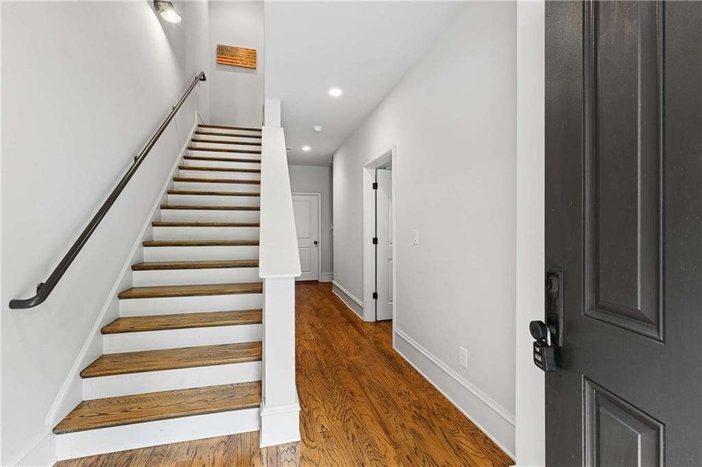 3 bedroom, 4 bathroom, 2,242 sq ft townhouse under contract at 432 E Howard Avenue 23, Decatur, GA 30030 — photo 5