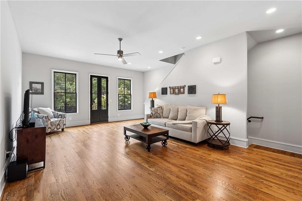 3 bedroom, 4 bathroom, 2,242 sq ft townhouse under contract at 432 E Howard Avenue 23, Decatur, GA 30030 — photo 9