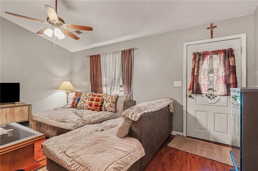 3 bedroom, 2 bathroom, 1,115 sq ft single family residence for sale at 341 Thorn Thicket Drive, Rockmart, GA 30153 — photo 4