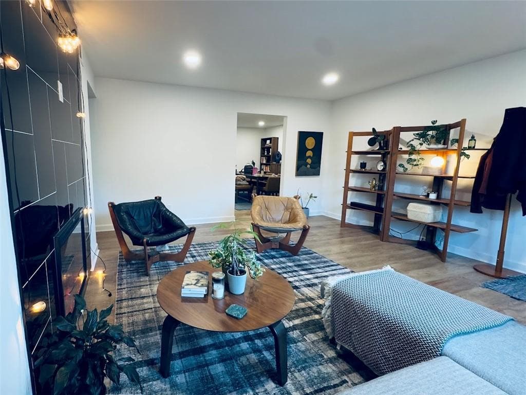 2 bedroom, 3 bathroom, 1,408 sq ft condominium for rent at 275 Winding River Road C, Atlanta, GA 30350 for $2,100 a month — photo 5