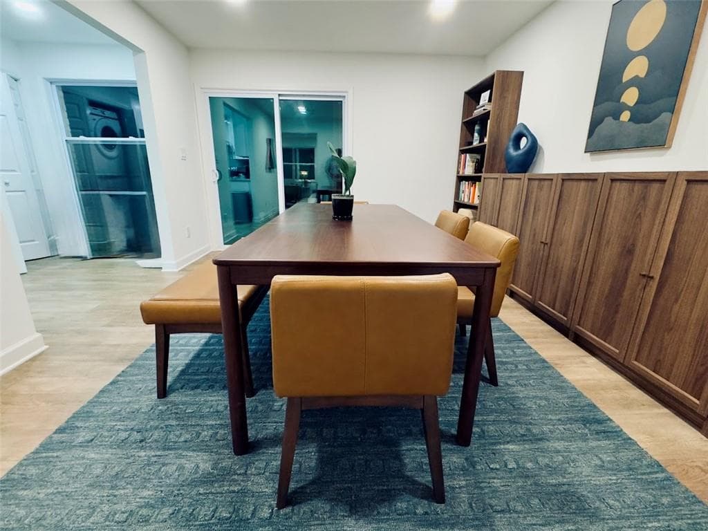 2 bedroom, 3 bathroom, 1,408 sq ft condominium for rent at 275 Winding River Road C, Atlanta, GA 30350 for $2,100 a month — photo 10