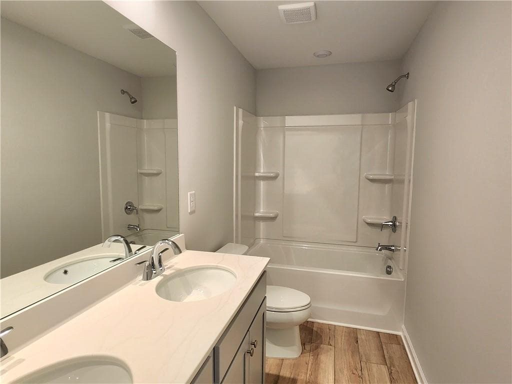 3 bedroom, 3 bathroom townhouse for rent at 848 Leraes Way, Loganville, GA 30052 for $2,400 a month — photo 10