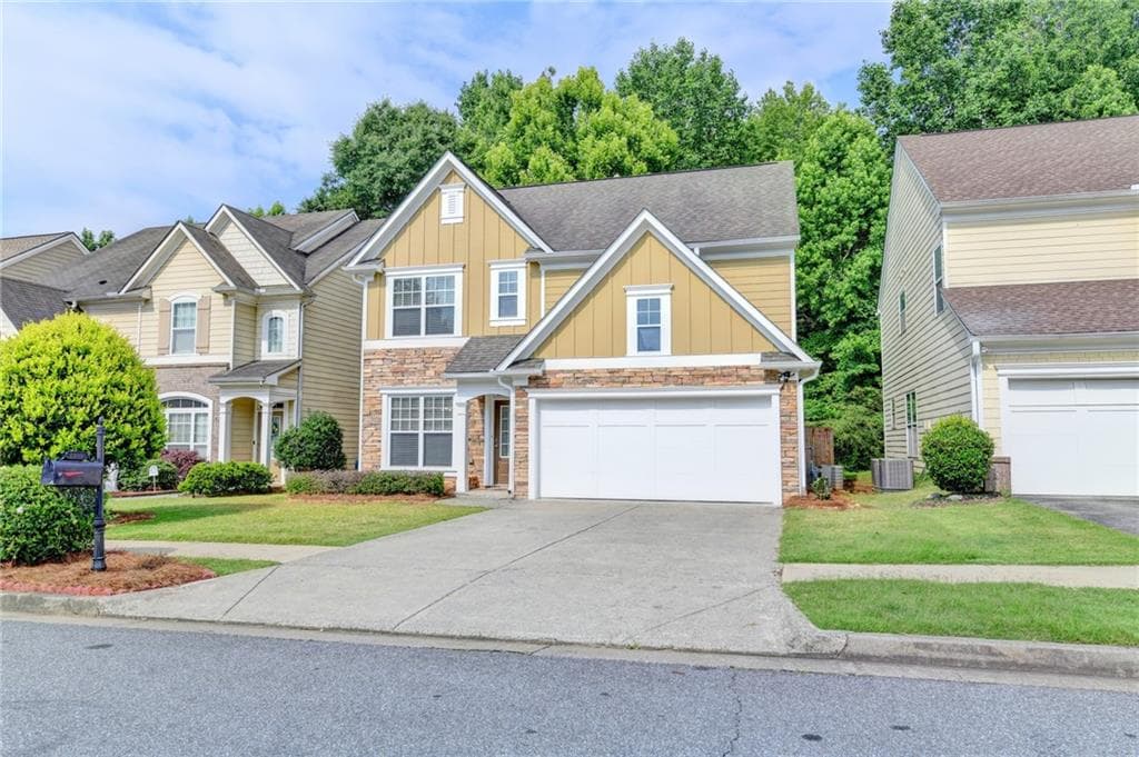 4 bedroom, 3 bathroom, 2,228 sq ft single family residence for rent at 2208 Staunton Drive, Duluth, GA 30096 for $2,600 a month — photo 2
