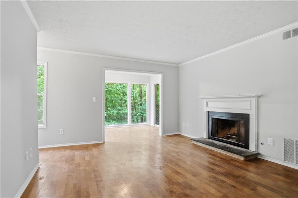 2 bedroom, 2 bathroom, 1,102 sq ft condominium for sale at 1201 Vicksburg Place, Atlanta, GA 30350 — photo 5