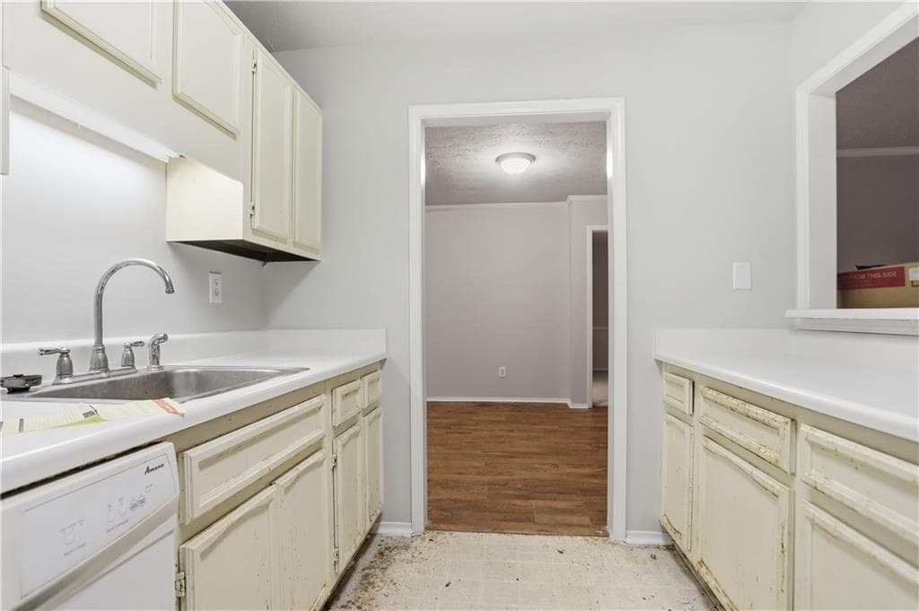 2 bedroom, 2 bathroom, 1,102 sq ft condominium for sale at 1201 Vicksburg Place, Atlanta, GA 30350 — photo 9