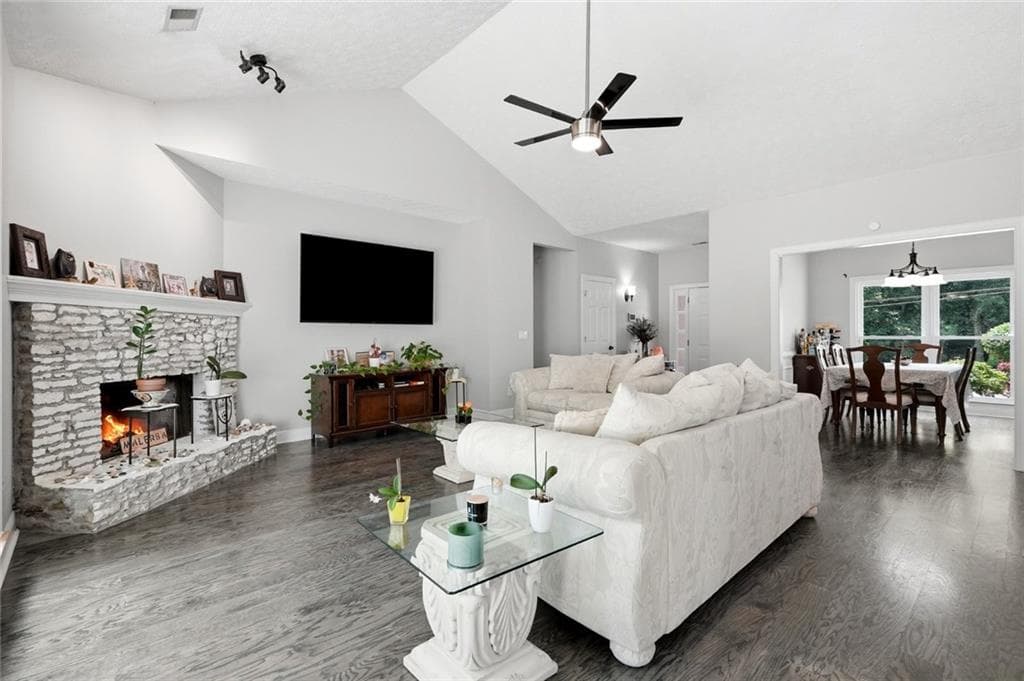 3 bedroom, 2 bathroom, 1,938 sq ft single family residence for sale at 5804 County Court, Buford, GA 30518 — photo 8
