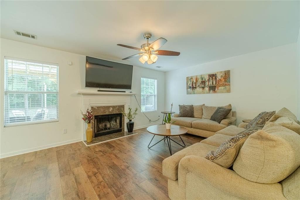 4 bedroom, 3 bathroom, 2,443 sq ft single family residence for sale at 207 Belmont Drive, Monroe, GA 30655 — photo 2