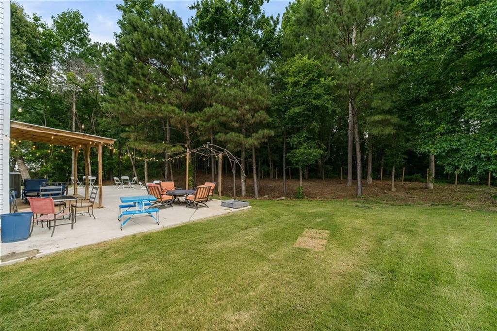 4 bedroom, 3 bathroom, 2,443 sq ft single family residence for sale at 207 Belmont Drive, Monroe, GA 30655 — photo 6