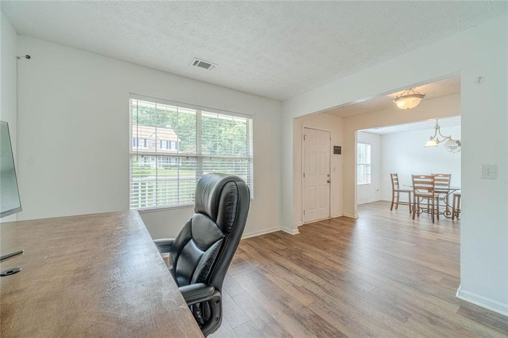 4 bedroom, 3 bathroom, 2,443 sq ft single family residence for sale at 207 Belmont Drive, Monroe, GA 30655 — photo 7