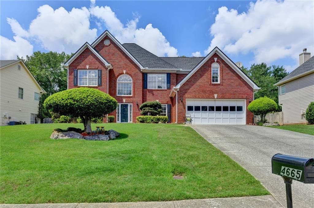 5 bedroom, 3 bathroom, 3,388 sq ft single family residence under contract at 4665 Allison Drive, Sugar Hill, GA 30518 — photo 3